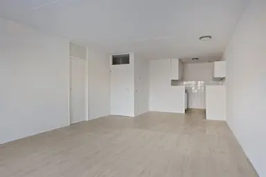 77m2 apartment à louer pour 2250€/mois à Staringstraat 3F, Amsterdam