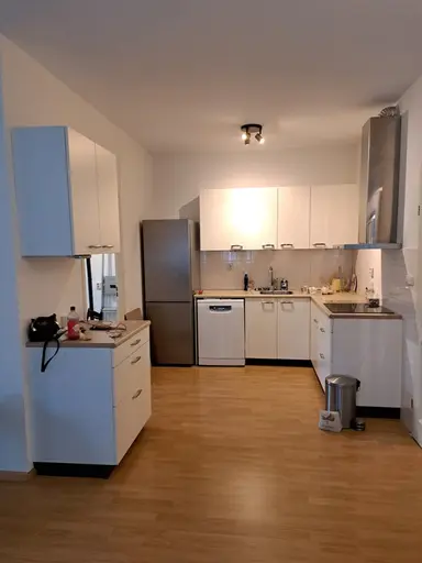 80m2 apartment à louer pour 957€/mois à Zwanenburgstraat, Katwijk