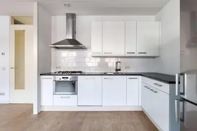 100m2 apartment te huur voor 1900€/maand in Neherkade, The Hague