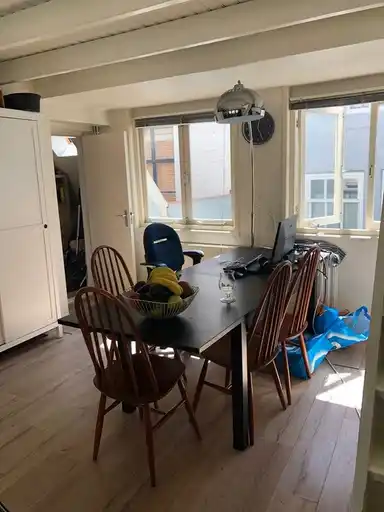 45μ² apartment προς ενοικίαση για 1250€/μήνα σε Haarlemmerstraat 291, Leiden