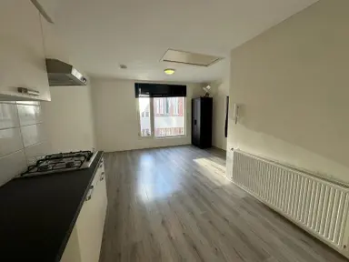 23μ² studio προς ενοικίαση για 892.69€/μήνα σε Damsterdiep 26, Groningen