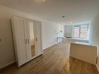 16m2 room te huur voor 815€/maand in Heugemerstraat, Maastricht