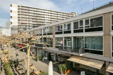 105m2 apartment in affitto per 2264€/mese a Van Bijlandtplaats 6, Rotterdam