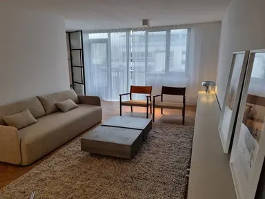 120m2 apartment to rent for 3750€/month in Waterlooplein 29D, Amsterdam