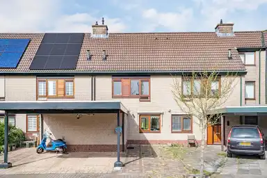 117m2 house to rent for 1875€/month in Papiermolen 42, Capelle aan den IJssel