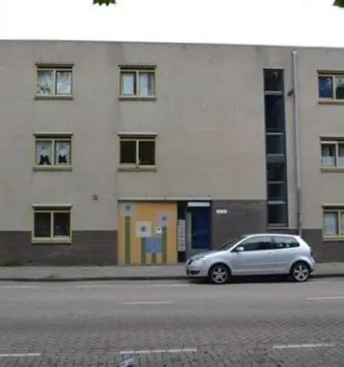 39m2 room zur Miete für 930€/Monat in Floraweg 9, Amsterdam