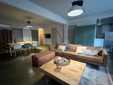 97m2 apartment à louer pour 1800€/mois à Leeuwenstraat 15B-01, Rotterdam