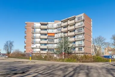 50m2 apartment à louer pour 970€/mois à Victor van Vrieslandstraat, Haarlem