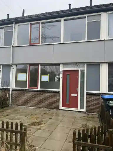 107m2 house te huur voor 767€/maand in De Reiskameraad 25, 's-Hertogenbosch