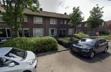 70m2 house te huur voor 713€/maand in Doctor Boekenoogenstraat, Krommenie