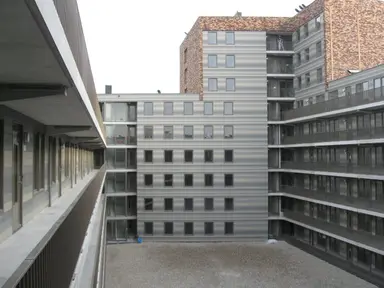 50m2 apartment te huur voor 965€/maand in Stationsplein, Alphen aan den Rijn