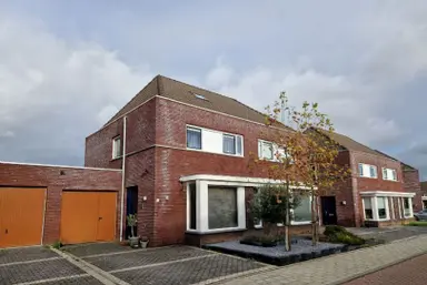 120m2 house zur Miete für 1350€/Monat in Tessmanstraat 6, Sittard