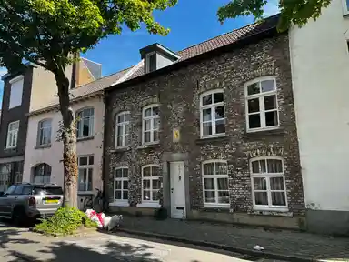 36m2 studio in affitto per 1190€/mese a Jekerstraat, Maastricht