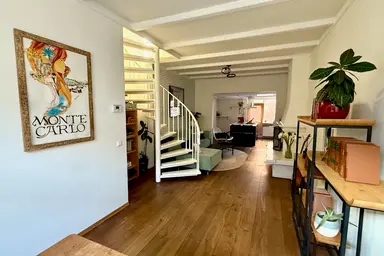 92m2 house à louer pour 2795€/mois à Kruidentuinen 15, The Hague