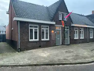 64m2 house à louer pour 730.4€/mois à Veestraat 63, Sittard