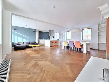110μ² apartment προς ενοικίαση για 2750€/μήνα σε Ben van Meerendonkstraat, Amsterdam