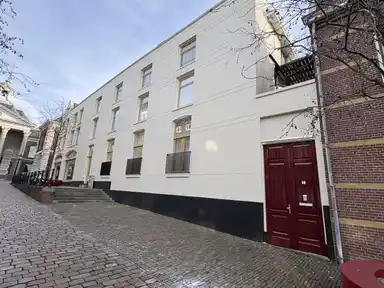 114μ² apartment προς ενοικίαση για 1595€/μήνα σε Appelmarkt 7, Schiedam