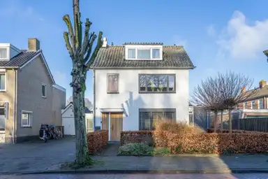 240m2 house to rent for 3250€/month in Beemd 30, Bavel