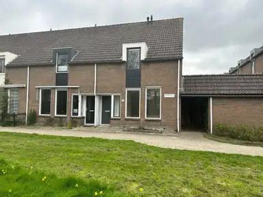 119m2 house in affitto per 1975€/mese a Brandnetel 15, Hoorn