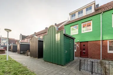115m2 house à louer pour 2400€/mois à Vurehout 72, Zaandam