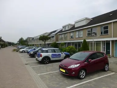 125m2 house to rent for 2500€/month in Couperinstraat, Capelle aan den IJssel