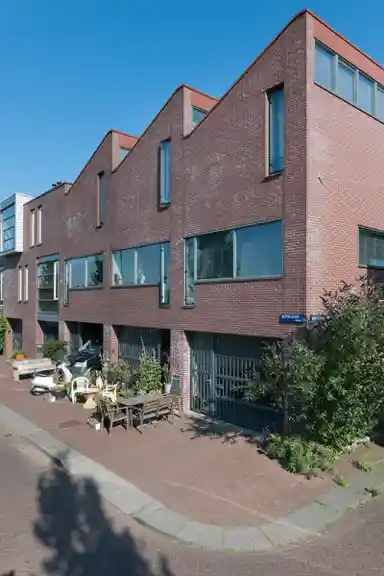 146m2 apartment à louer pour 2284€/mois à Stuurmankade 214, Amsterdam