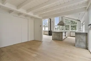 303m2 apartment zur Miete für 2500€/Monat in Oude Bergerweg, Bergen