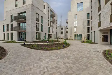 124m2 house à louer pour 2229€/mois à Weurtseweg 17, Nijmegen