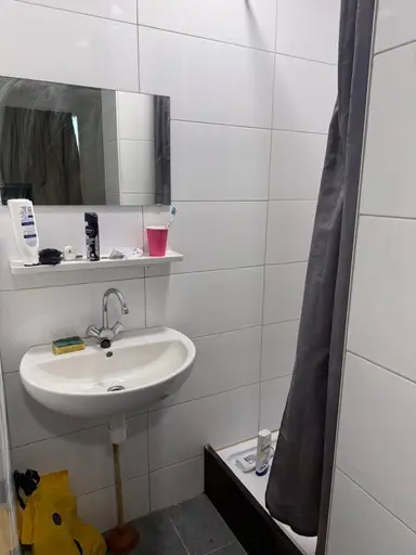 17μ² studio προς ενοικίαση για 665€/μήνα σε Langestraat 75, Enschede