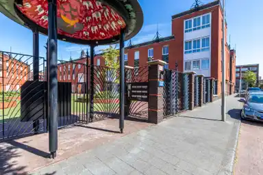 132m2 house te huur voor 1670€/maand in Graskopstraat 52, The Hague