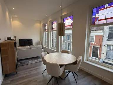 50m2 apartment te huur voor 2400€/maand in Mosterdsteeg, Leiden
