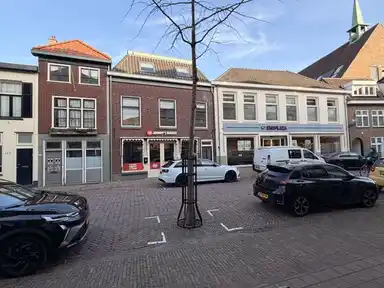 136m2 apartment to rent for 1750€/month in Smedenstraat, Deventer