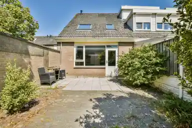 118m2 house to rent for 1950€/month in Grote Brekkenstraat 35, Almere
