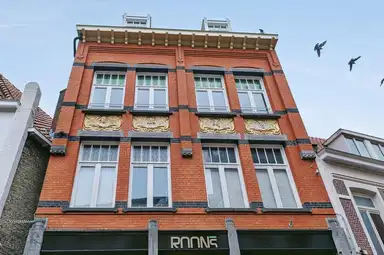 55m2 apartment à louer pour 944€/mois à Raadhuisstraat, Roosendaal