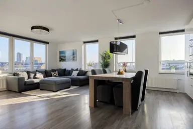 95m2 apartment à louer pour 2795€/mois à Kipstraat 55J, Rotterdam