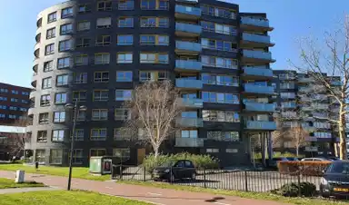 93m2 apartment te huur voor 1100€/maand in Marga Klompéhof, Almere