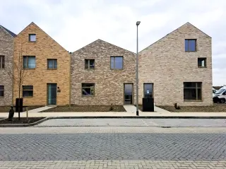 117m2 house to rent for 1950€/month in Veerdijk, Walsoorden