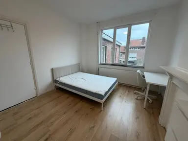 14m2 room to rent for 677€/month in Sint Nicolaasstraat, Maastricht