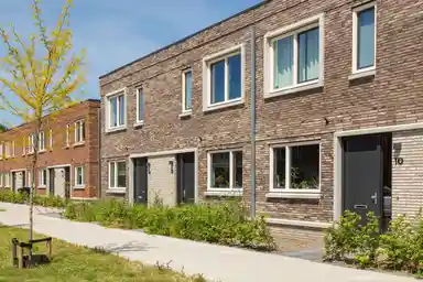 105μ² house προς ενοικίαση για 1395€/μήνα σε Anna Maria van Schurmanlaan 27, Almere