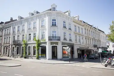 52m2 apartment zur Miete für 1495€/Monat in Stationsstraat 37B-02, Maastricht