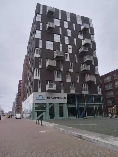 117m2 apartment to rent for 1850€/month in Veembroederhof 238, Amsterdam