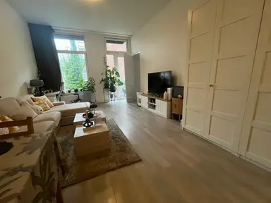 55m2 apartment to rent for 1550€/month in Schiedamsesingel 143B, Rotterdam