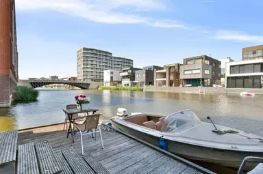 195m2 house zur Miete für 3395€/Monat in Erich Salomonstraat, Amsterdam