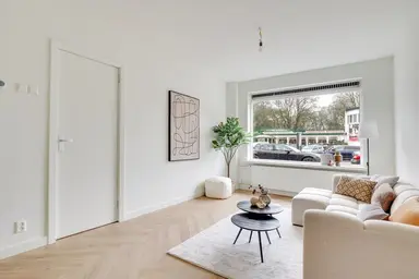 139m2 house à louer pour 4500€/mois à Amsterdamsestraatweg 491, Utrecht
