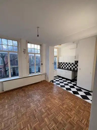 42m2 apartment à louer pour 1200€/mois à Billitonstraat, Groningen