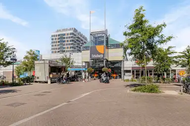 135m2 apartment to rent for 2600€/month in Surinamepad 230, Haarlem