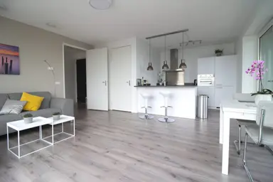 67m2 apartment à louer pour 2395€/mois à Kruisplein 416, Rotterdam