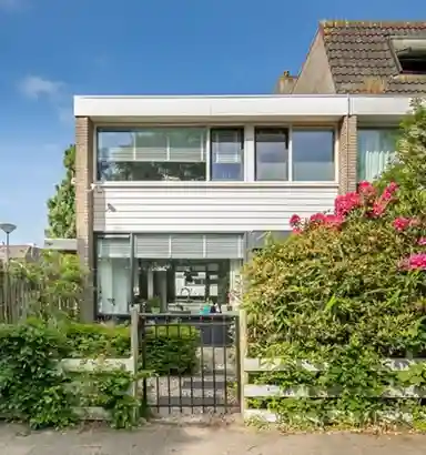 145μ² apartment προς ενοικίαση για 1900€/μήνα σε Sijpestein, Ede