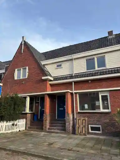 67m2 house te huur voor 934.23€/maand in Jonge Arnoldusstraat 25, Zaandam