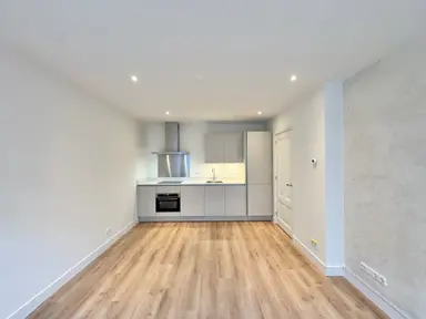 50m2 apartment à louer pour 2400€/mois à Van Spilbergenstraat 4h, Amsterdam